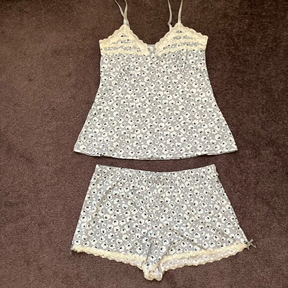 Marilyn Monroe Two Piece Sleepwear Set, Pastel Blue/Gray and White Floral, M - Picture 1 of 5